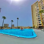 Torres De Yomely - Y3b Playa de las Américas