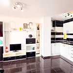 Torres De Yomely - Y3b Apartament *