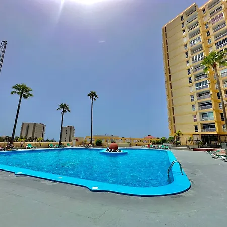 Torres De Yomely - Y3b Playa de las Américas